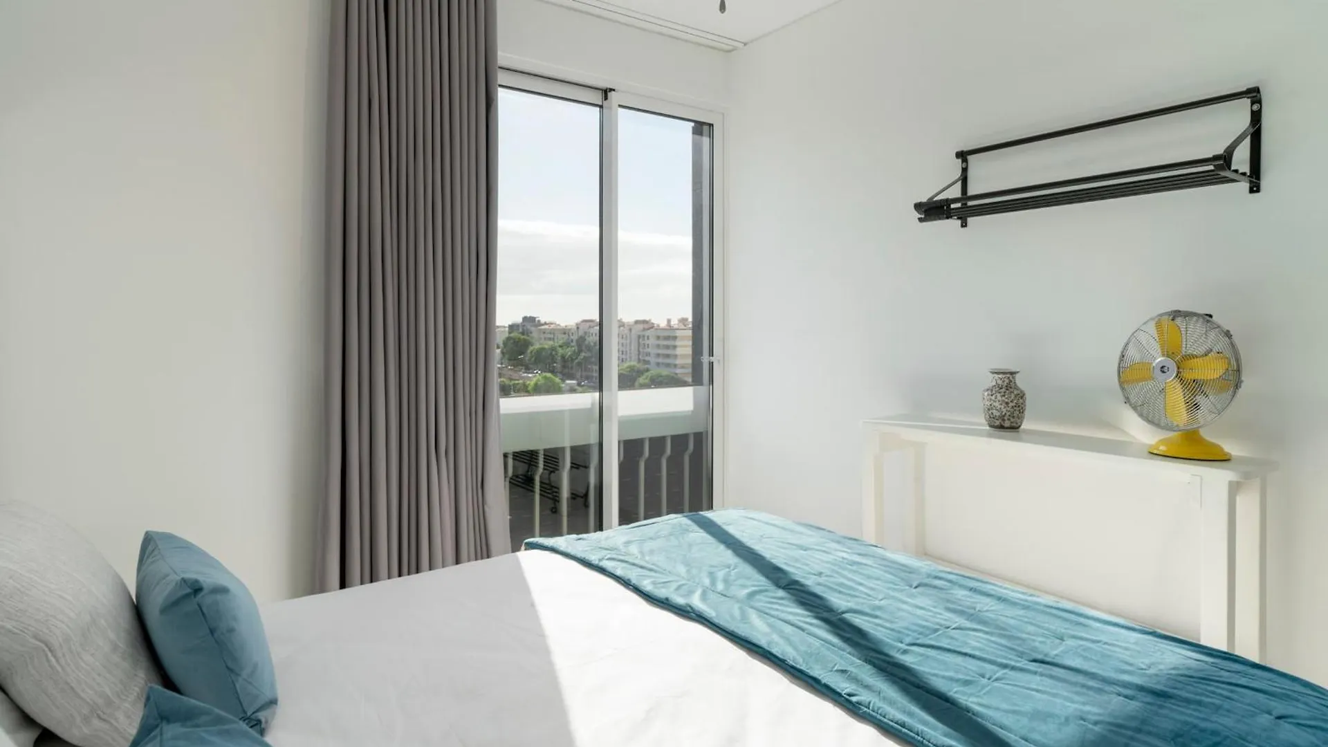 Apartamento America II By An Island Apart Funchal   Funchal (Madeira)